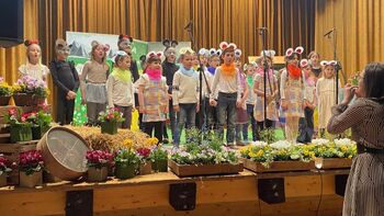 Veselo v pomlad – prireditev POŠ Letuš, ki je ogrela srca