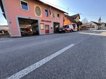 Spomladansko čiščenje gasilskega doma