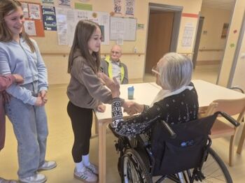 Učenci na obisku v domu Mavida Residence Hmelina