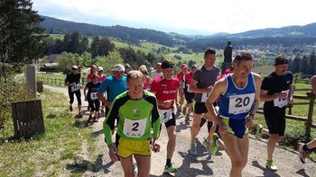 Gorski tek na Obretanovo