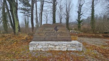 Zimzeleni  v Deželi presihajočih jezer (Pivška kotlina)