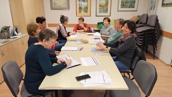 Prostovoljke projekta Starejši za starejše in Socialna komisija DU Vrhnika