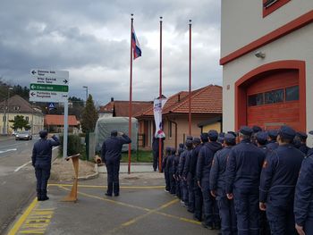 DVIG OLIMPIJSKE ZASTAVE V GASILSKI ZVEZI LOGATEC