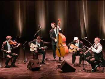 Teo Collori & Momento Cigano