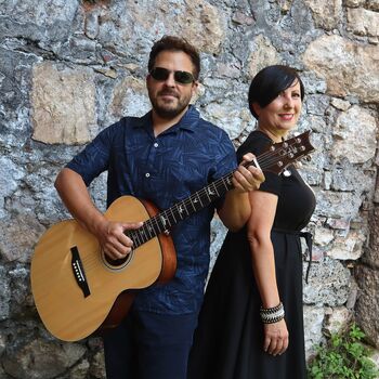 Glasbeni večer: duo Planet Acoustic