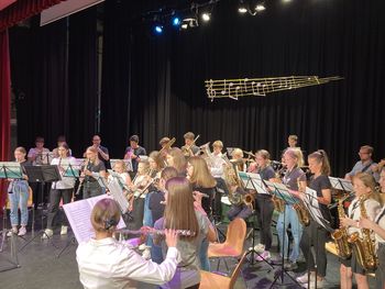 Tudi rock in pop glasbe ni manjkalo