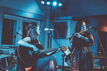 DITKA RAZPRODALA KONCERT, UGLASBENA POEZIJA POŽELA STOJEČE OVACIJE