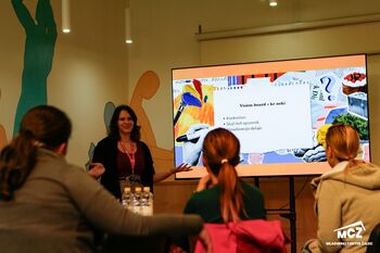 Delavnica USTVARI SVOJ VISION BOARD 