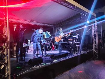 Z ansamblom Spev v novo leto 