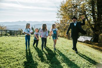 Vsi na golaž in pohane šnite 1890
