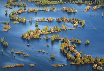 LJUBLJANICA, REKA SEDMERIH IMEN, REKA, KI POVEZUJE