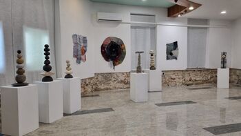 Silva Karim in Katarina Spacal v Lokarjevi galeriji