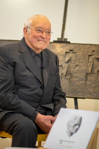 DOGODKI NA BLEJSKEM GRADU