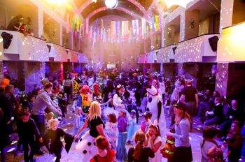 PUSTOVANJE V FESTIVALNI DVORANI 2023