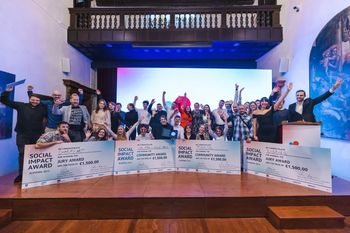  S projektom RINGRING12 smo osvojili nagrado SOCIAL IMPACT AWARDS 2022 - Slovenija