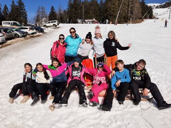 Zimski športni dan kljub toplemu vremenu uspel