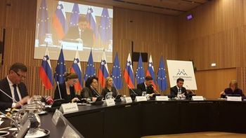 Srečanje slovenskih županov s predsednikom Borutom Pahorjem