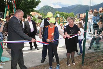 Odprtje in blagoslov učnega čebelnjaka Odprtje in blagoslov učnega čebelnjaka