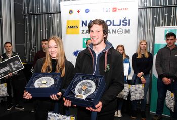 Najboljša za volanom 2019 Laura Cerovšek in Luka Gril Najboljša za volanom 2019 Laura Cerovšek in Luka Gril