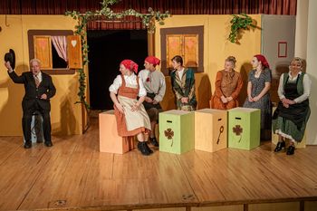 ZAKONCI STAVKAJO, gledališki abonma in izven