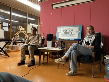 Mladi organizirali pogovorni večer z mladinsko aktivistko Saro Štiglic