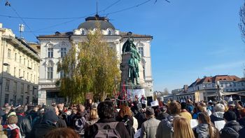 Shod za mir: Ljubljana spregovorila »NE v mojem imenu«