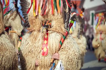 Pustno rajanje v Mengšu