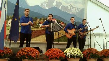 Srečanje harmonikarjev