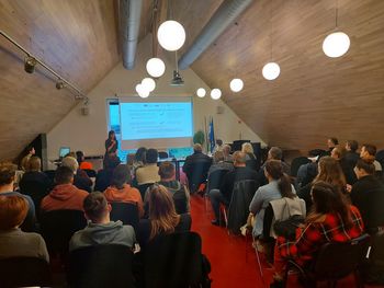 Delavnica Las na Igu