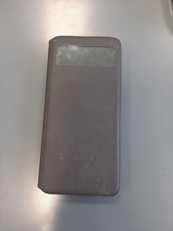 Najden mobilni telefon