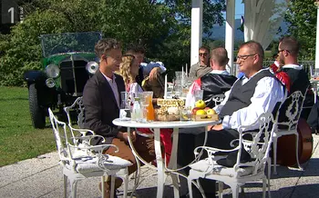 Borovnica v oddaji Nedelja po domače: z glasbo, plesom in zgodbami naših krajev