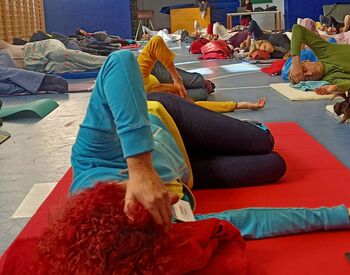 LEKCIJE UČENJA LAHKOTNEGA GIBANJA PO FELDENKRAIS METODI