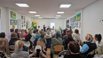Sproščeno druženje ob skrivnostih naravnega ličenja v Medgeneracijskem centru Prebold