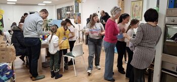 V sredo, 26.11.2025 popoldan je naš center zažarel v praznični ustvarjalnosti.