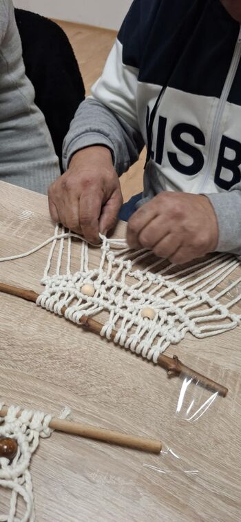 Makrame - nitke, vozli in dobra volja