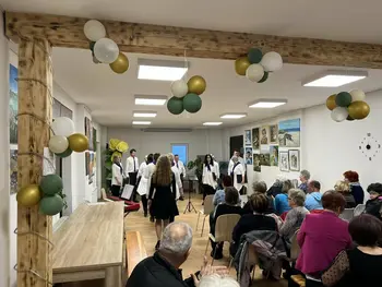 Dalmatinski večer ob prazniku žensk – večer, ki je ogrel srca 