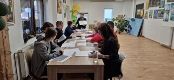 Potovanje skozi risanje – ustvarjalno, pogumno in navdihujoče