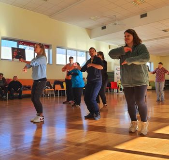 Prvi 'latino koraki' s plesalko Svetlano Cigoj