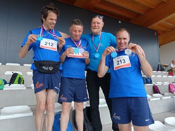 Srebrna kolajna in osebni rekordi naših atletov v Mariboru