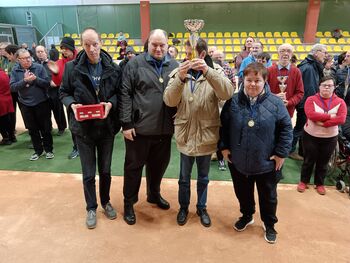 VDC Ajdovščina – Vipava zmagovalec Balinarske lige prijateljstva VDC Ajdovščina – Vipava zmagovalec Balinarske lige prijateljstva