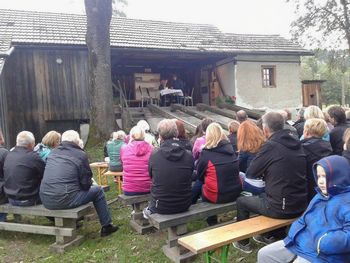 Gledališki večer pod zvezdami - Ojoj, tašča je spet živa