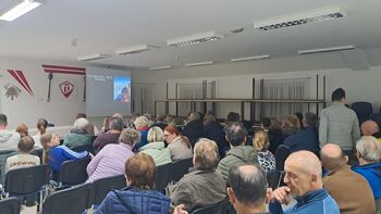 S Koroških hribov na ledeno celino: Peter Jeromel navdušil z zgodbami z Antarktike