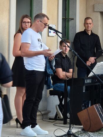 Odprtje fotografske razstave Andreja Marušiča in literarni večer striparjev Odprtje fotografske razstave Andreja Marušiča in literarni večer striparjev