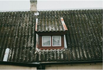 Nevaren azbest, ki je še vedno prisoten v našem okolju