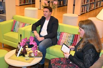 Gal Prevoršek v Občinski knjižnici Prebold predstavil svoj knjižni prvenec