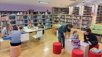 Zabavno dopoldne z družabnimi igrami