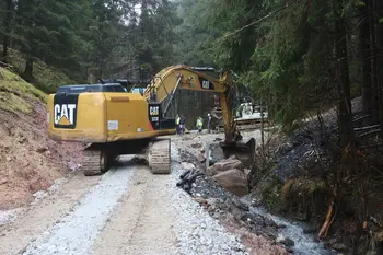 Petačev graben