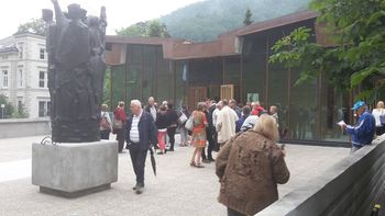 V prenovljenem Paviljonu NOB kiparska razstava japonskega umetnika