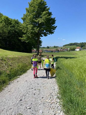 Skrb za čisto naravo in urejeno okolico Skrb za čisto naravo in urejeno okolico
