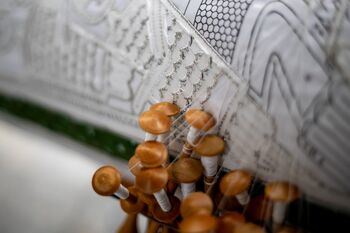 Odprtje pasijonske razstave Škofjeloški pasijon v klekljani čipki